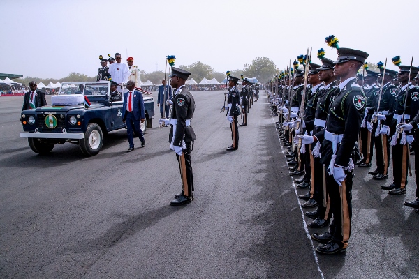 0_1545413149803_Buhari warns police.jpg