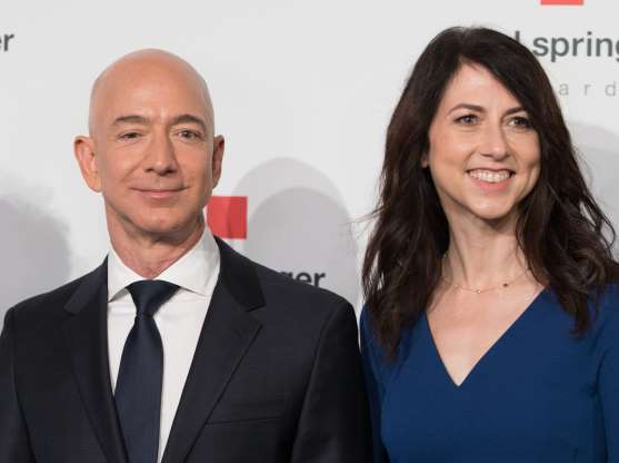 0_1559090188058_mckenzie bezos.jpg