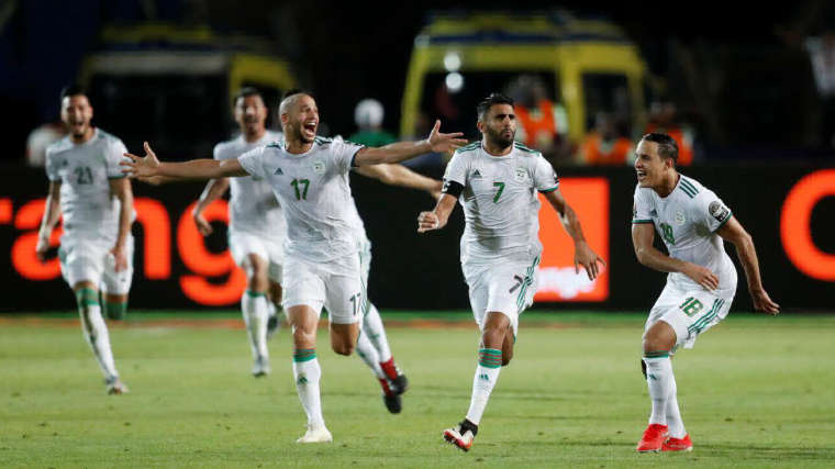 0_1563629300568_Algerian-players-celebrate-defeat-of-Super-Eagles-in-AFCON-semi-finals-tie-1.jpg