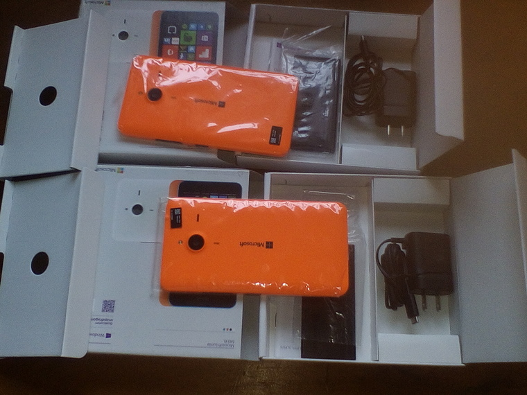 Microsoft Lumia XL 640 5.7' Quad-Core 13MP Win 8 Smartphone