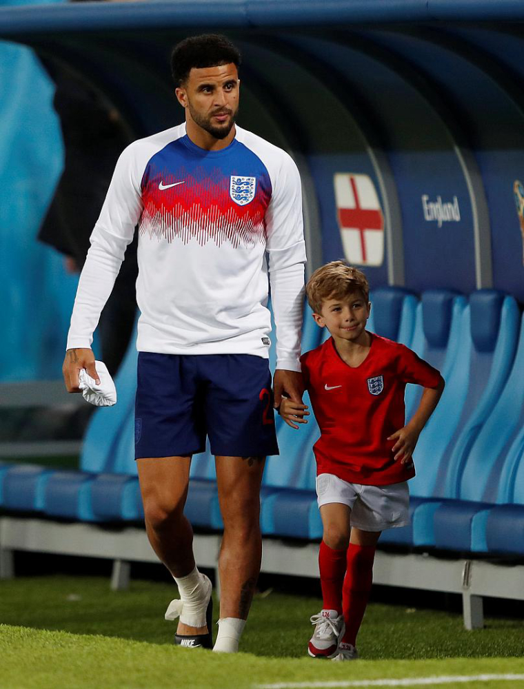 0_1531396027958_kyle walker and son.jpg